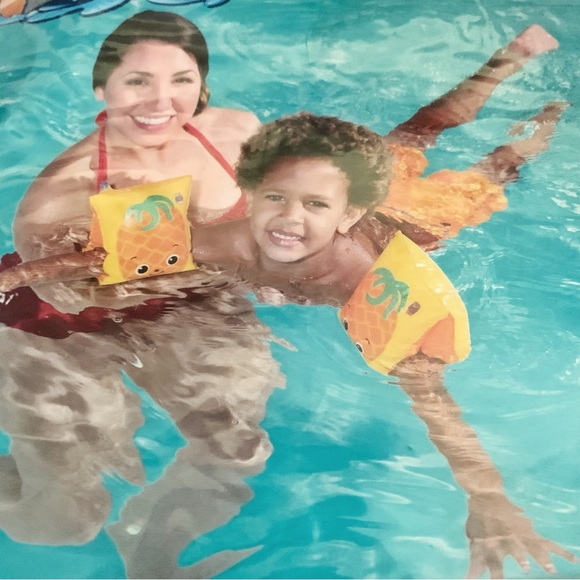 Bestway H20 GO Fruitastic Floating  Arm Bands Size 9” x 6” Pineapple Floaty - Picture 3 of 5